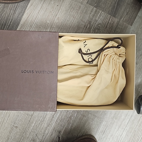 Authentic LV shoes💯 - Picture 6 of 6